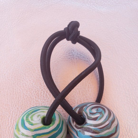 HEIRLOOM Ponytail Holder - Picture 3 of 3